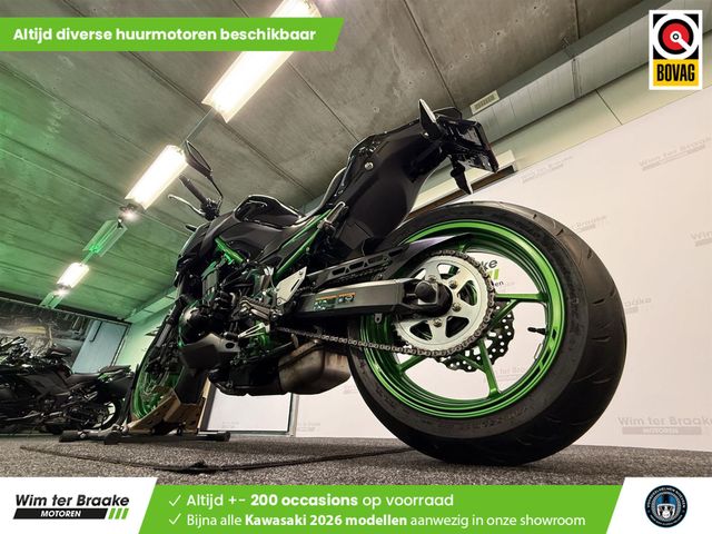 kawasaki - z900