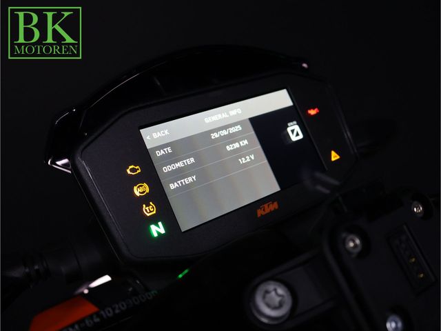 ktm - 890-duke-r