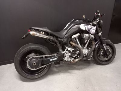 YAMAHA MT 01 – foto 3