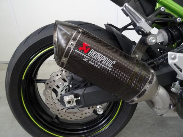 kawasaki - z900