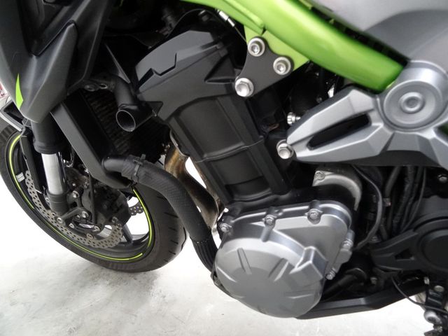 kawasaki - z900