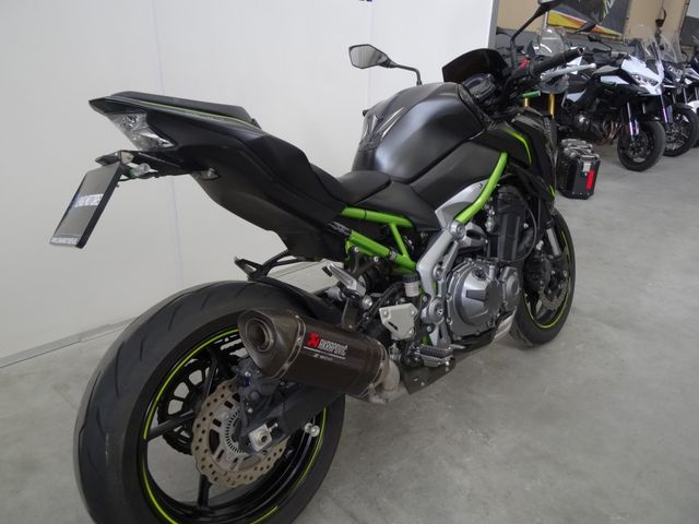 kawasaki - z900