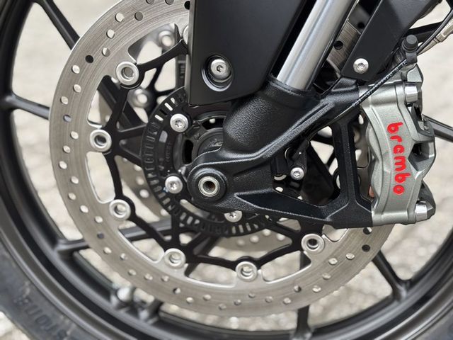 triumph - tiger-900-gt-pro