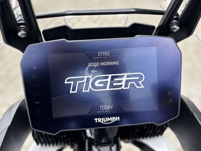 triumph - tiger-900-gt-pro