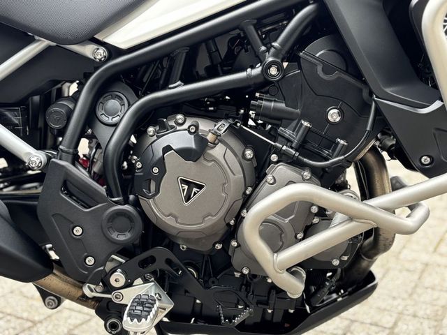 triumph - tiger-900-gt-pro