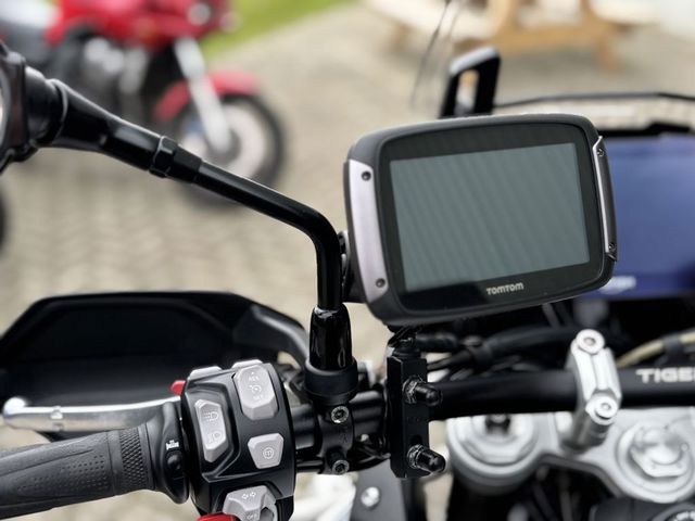 triumph - tiger-900-gt-pro