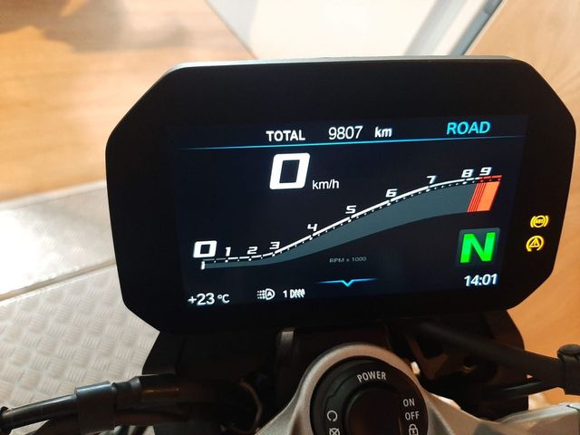 bmw - f-900-r