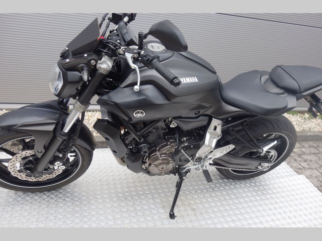 yamaha - mt-07-abs