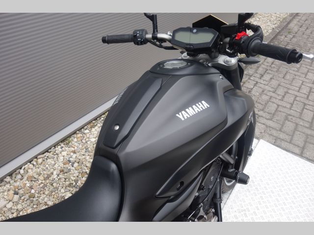 yamaha - mt-07-abs