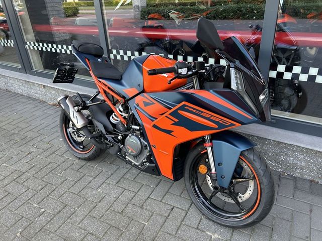 ktm - rc-390