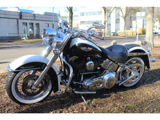 harley-davidson - softail-deluxe