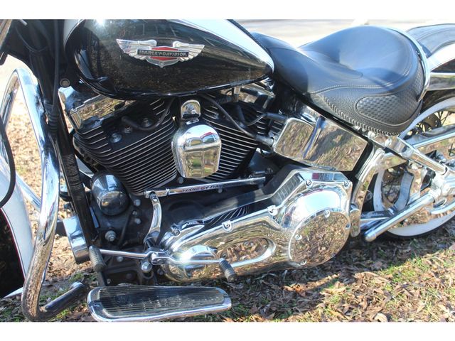 harley-davidson - softail-deluxe