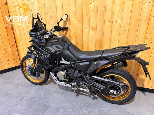 voge - ds-800-x-rally