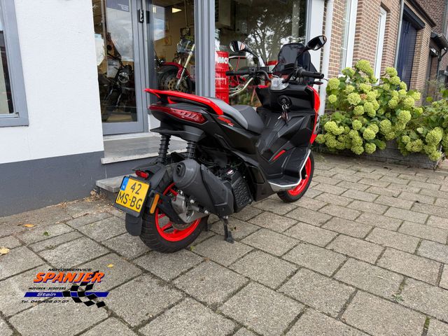 aprilia - sr-gt-200