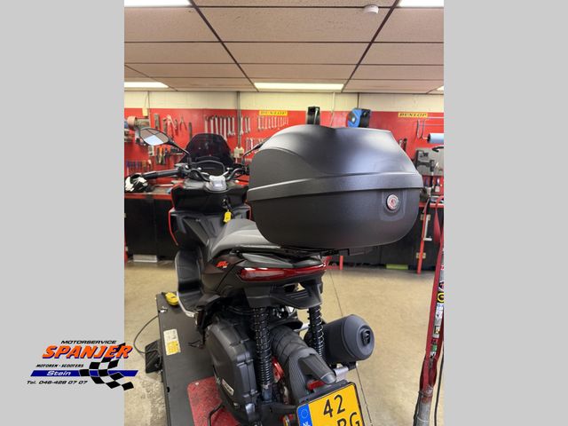 aprilia - sr-gt-200