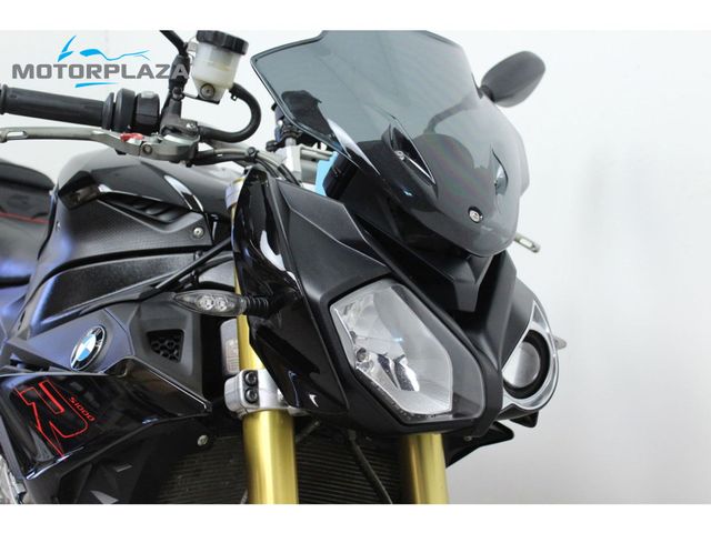 bmw - s-1000-r