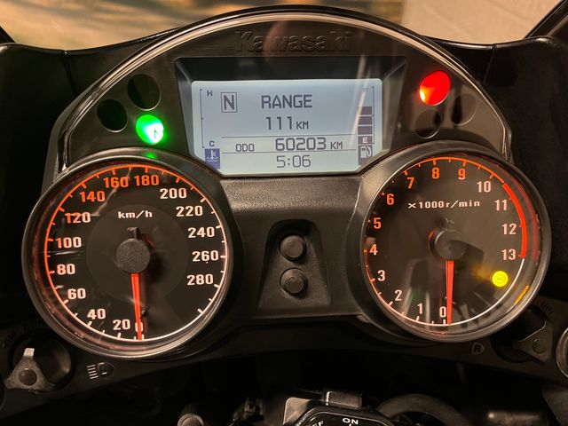 kawasaki - gtr-1400