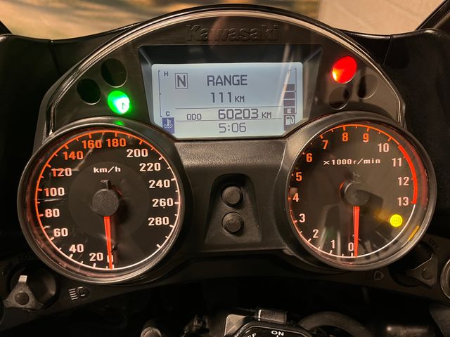 kawasaki - gtr-1400