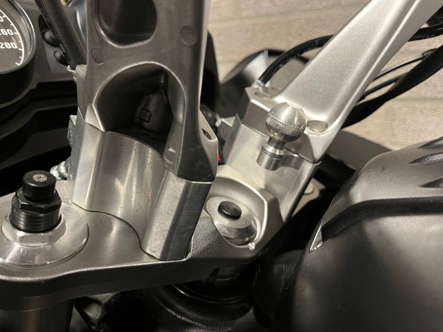 kawasaki - gtr-1400