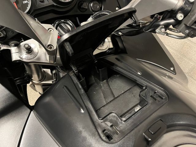 kawasaki - gtr-1400