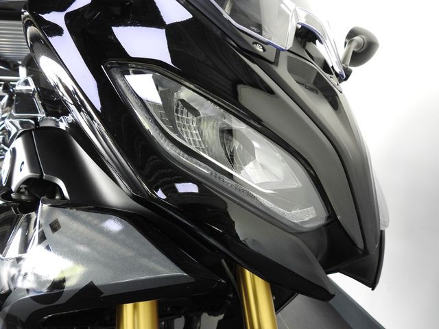 bmw - r-1250-rs