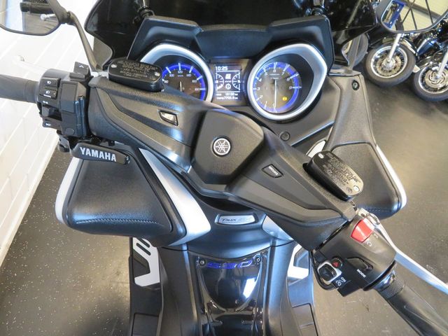 yamaha - xp-530-t-max
