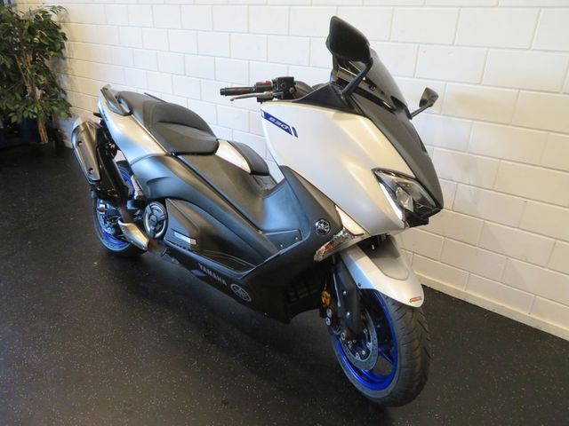 yamaha - xp-530-t-max