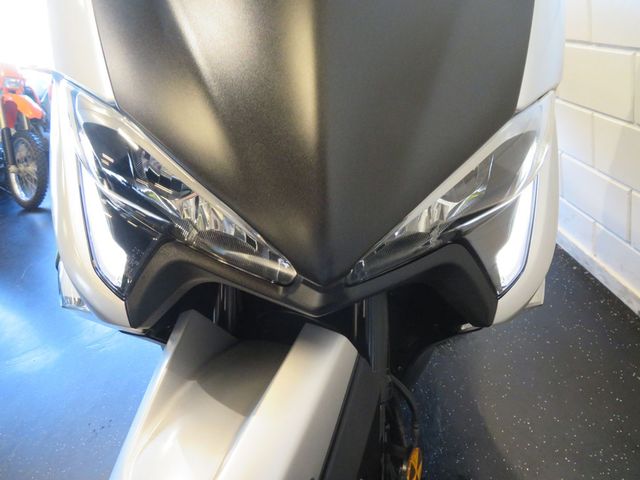 yamaha - xp-530-t-max