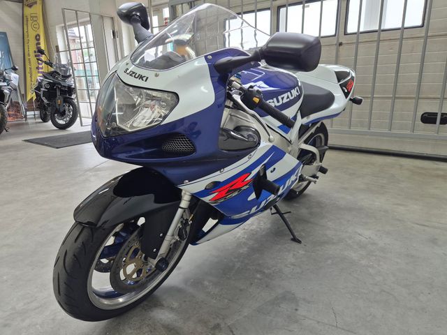 suzuki - gsx-r-750