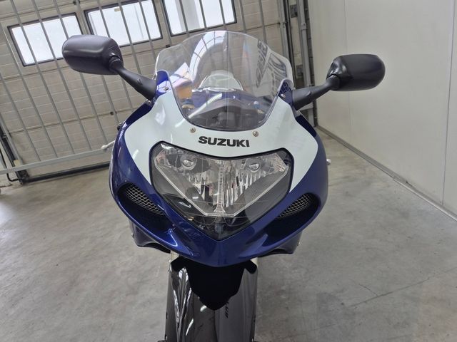 suzuki - gsx-r-750