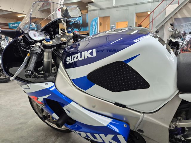 suzuki - gsx-r-750