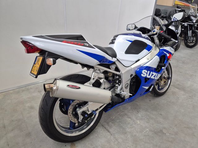 suzuki - gsx-r-750