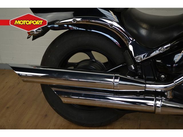 suzuki - intruder-m-800