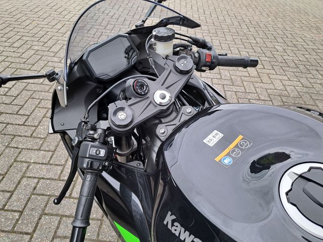 kawasaki - ninja-zx-6r-636