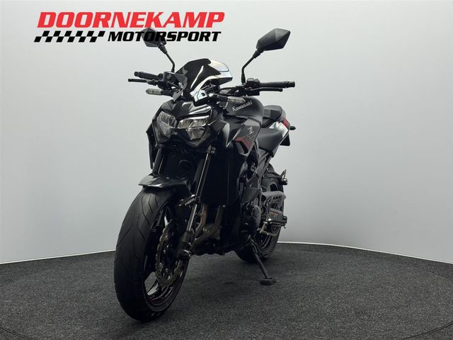 kawasaki - z900