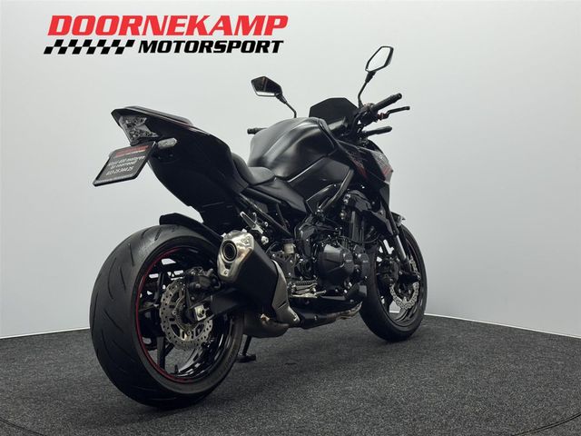 kawasaki - z900