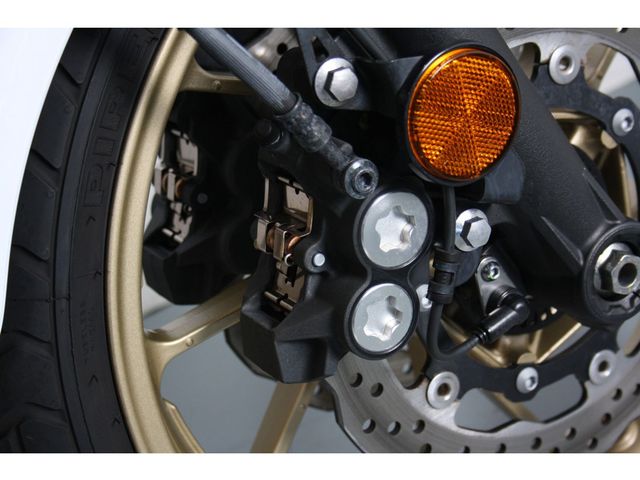 yamaha - xsr-700-xtribute