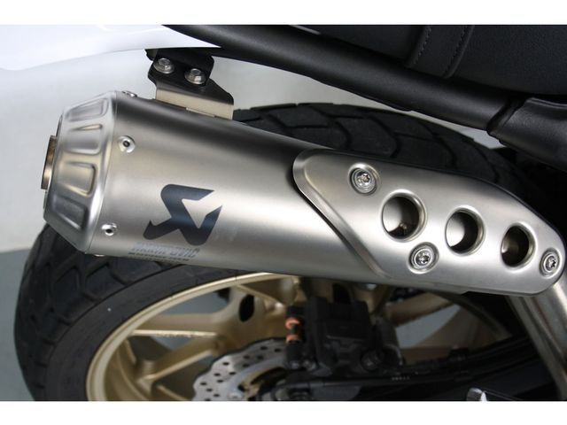 yamaha - xsr-700-xtribute