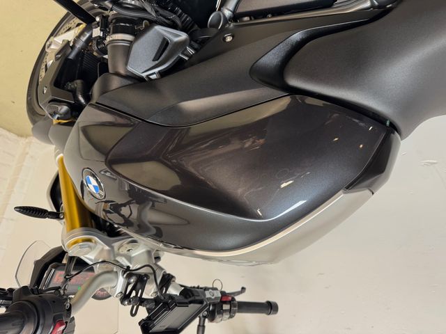 bmw - r-1200-r-abs