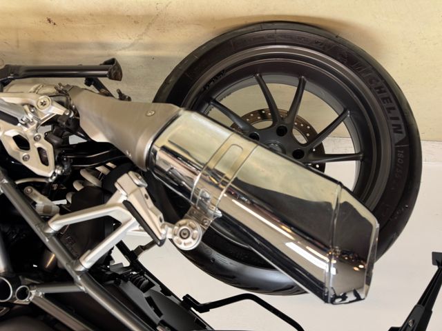 bmw - r-1200-r-abs