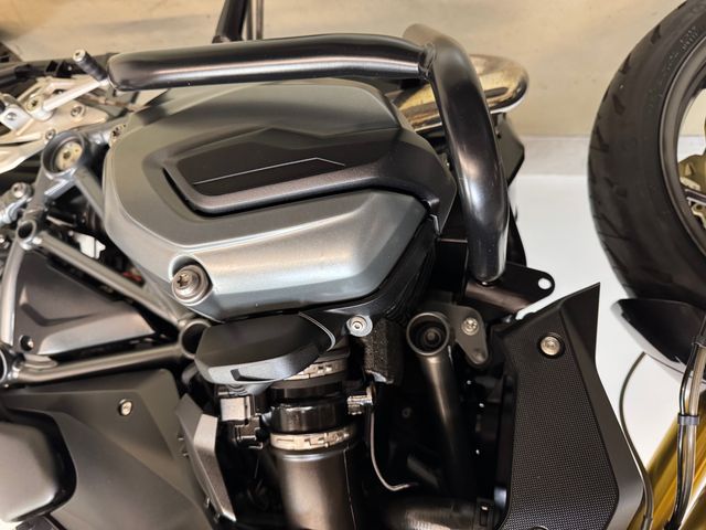 bmw - r-1200-r-abs