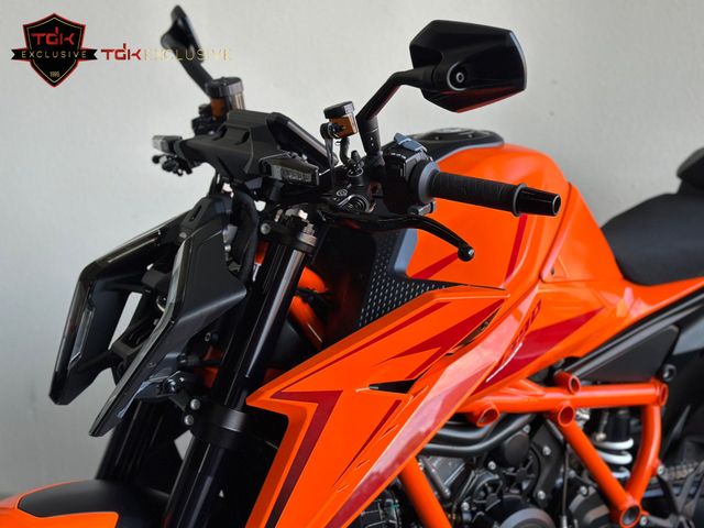 ktm - 1390-super-duke-r