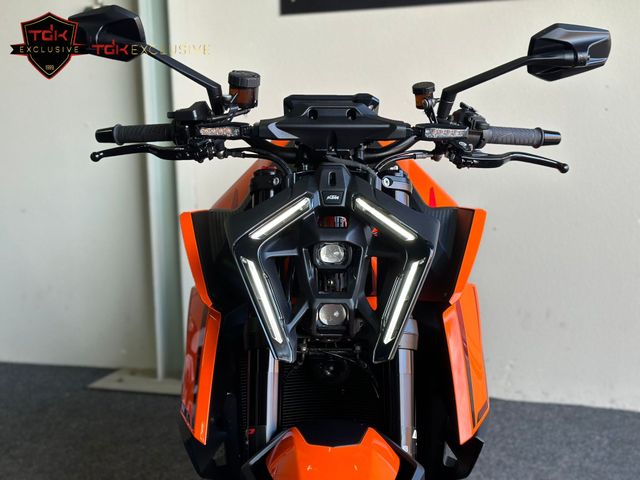 ktm - 1390-super-duke-r