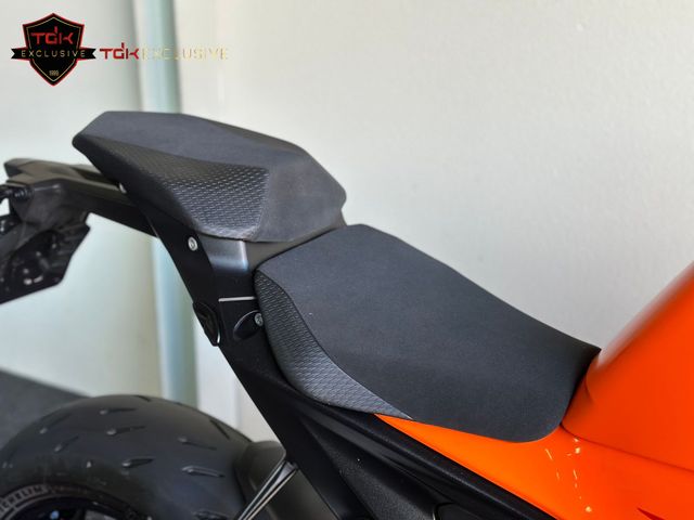 ktm - 1390-super-duke-r