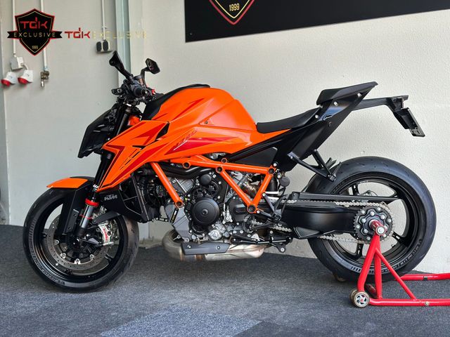 ktm - 1390-super-duke-r