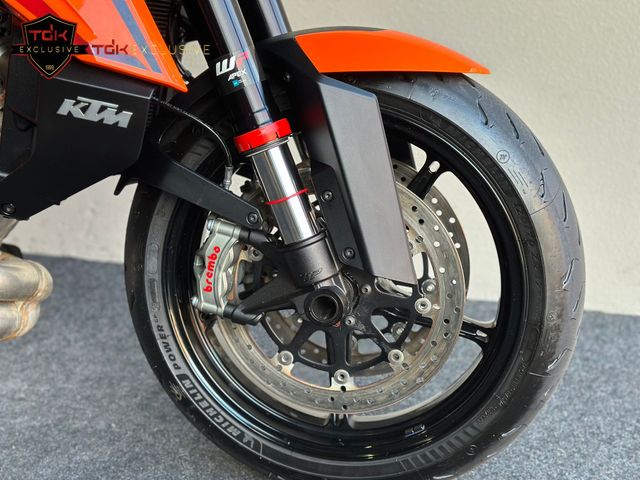 ktm - 1390-super-duke-r