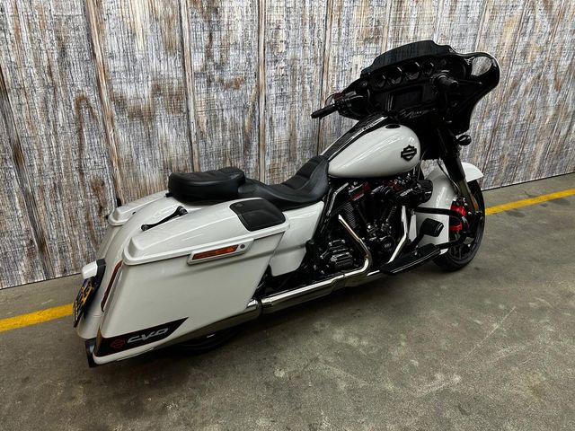 harley-davidson - street-glide-cvo-flhxse