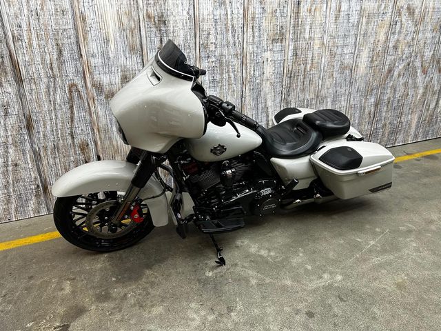 harley-davidson - street-glide-cvo-flhxse