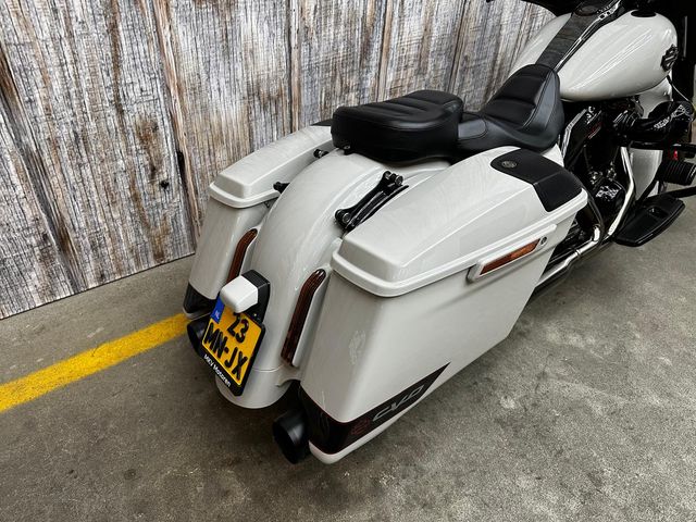 harley-davidson - street-glide-cvo-flhxse