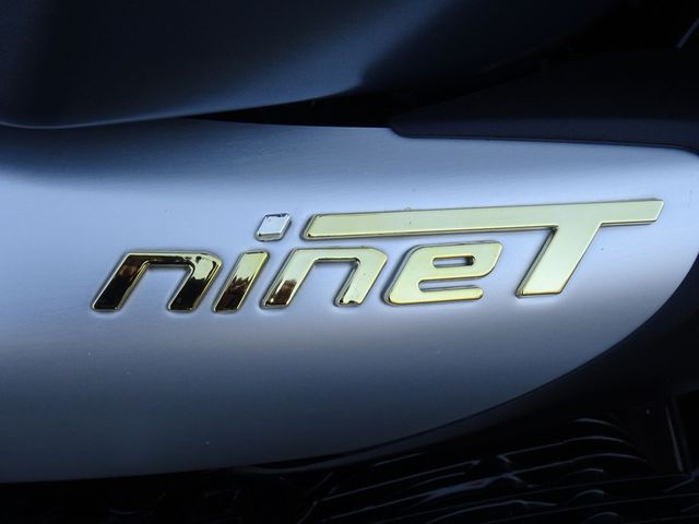 bmw - r-nine-t-scrambler